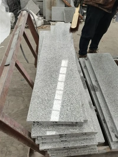 Parapet G603 sivá žula
